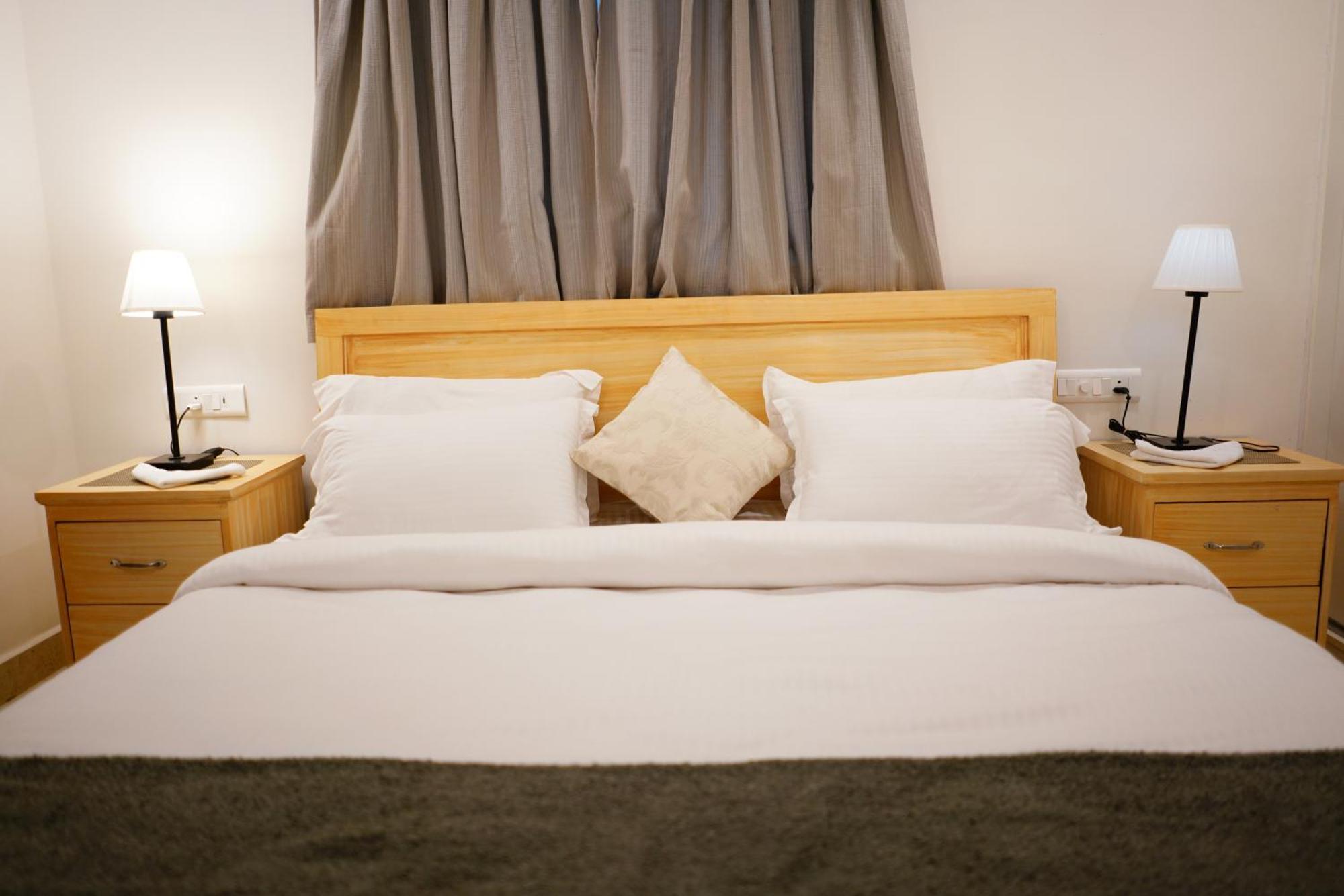 Enkay Service Apartments Kondapur  Kültér fotó